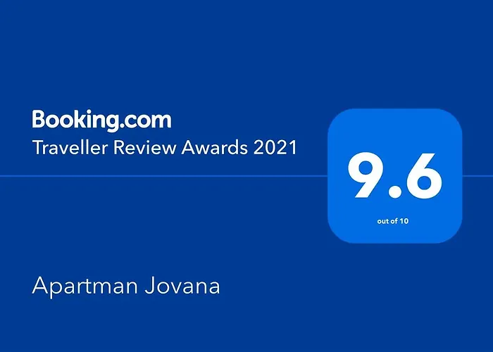 Jovana شقة سوكو بانيا